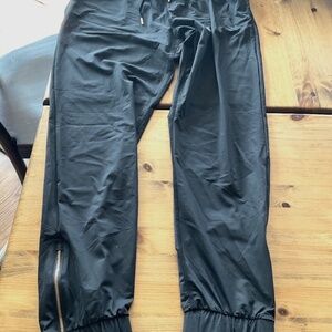 Black Everywhere Zipper Jogger Medium New with Tags